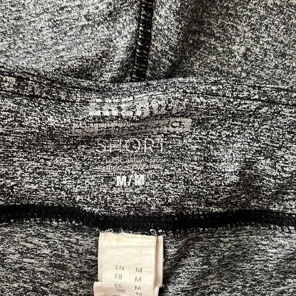 𝅺ENERGY Performance Short - Picture 3 of 3